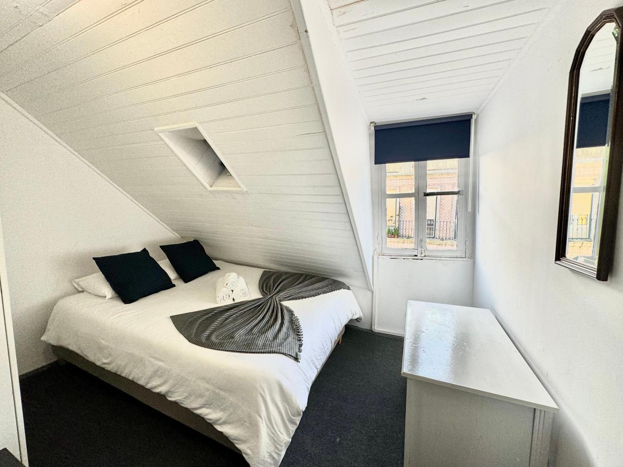 Low Cost Arroios Rooms Лиссабон Экстерьер фото