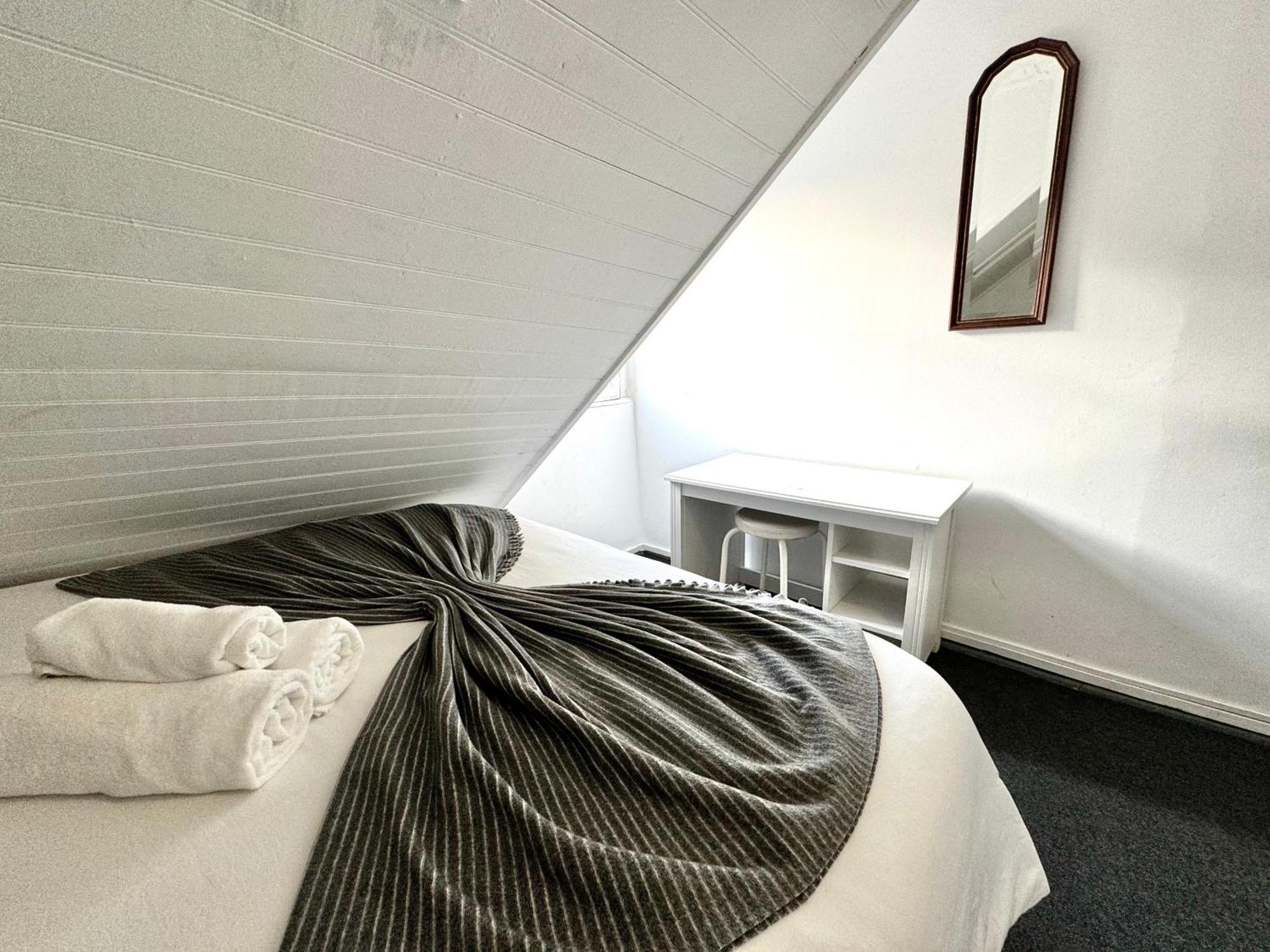 Low Cost Arroios Rooms Лиссабон Экстерьер фото