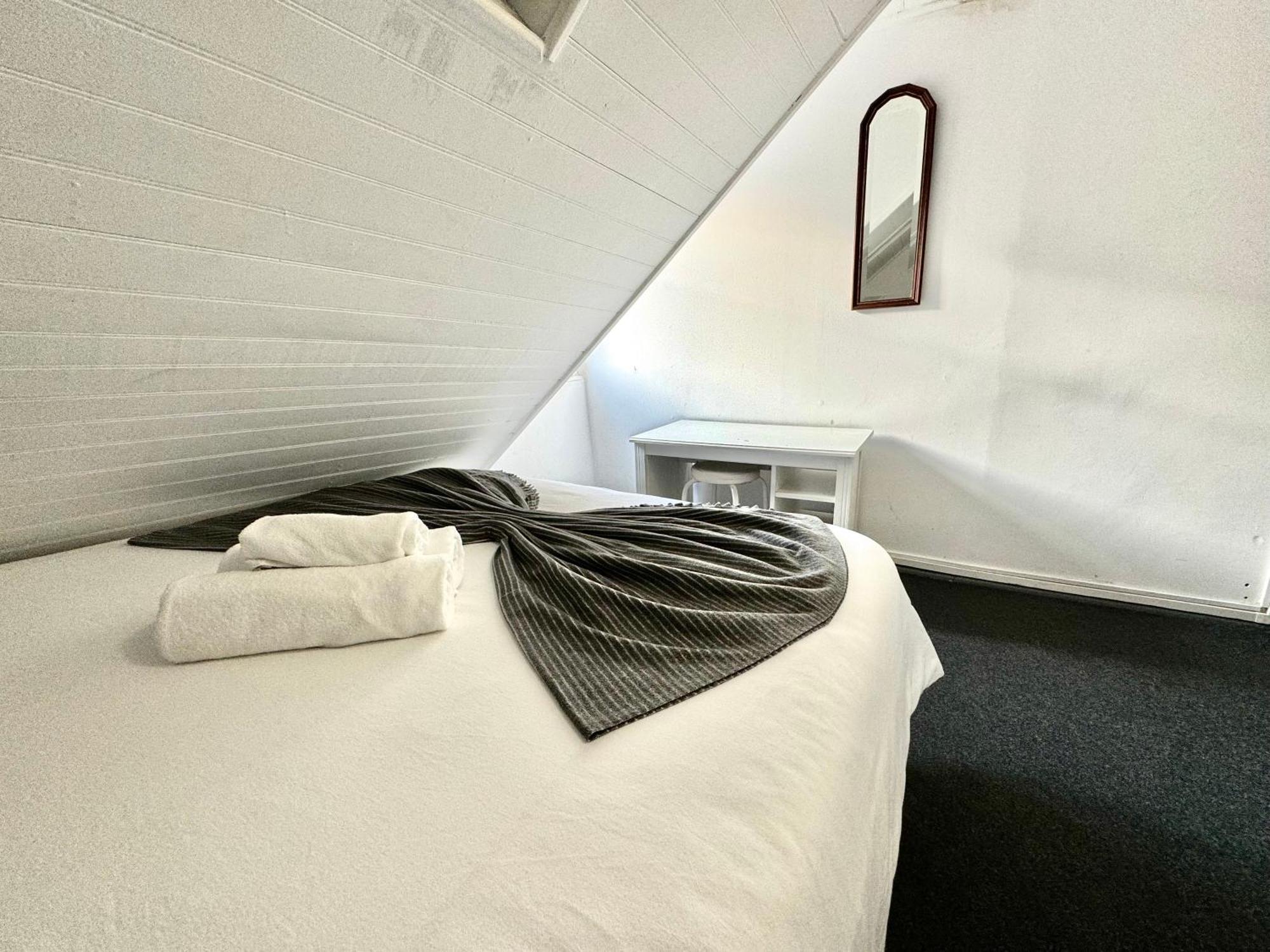 Low Cost Arroios Rooms Лиссабон Экстерьер фото