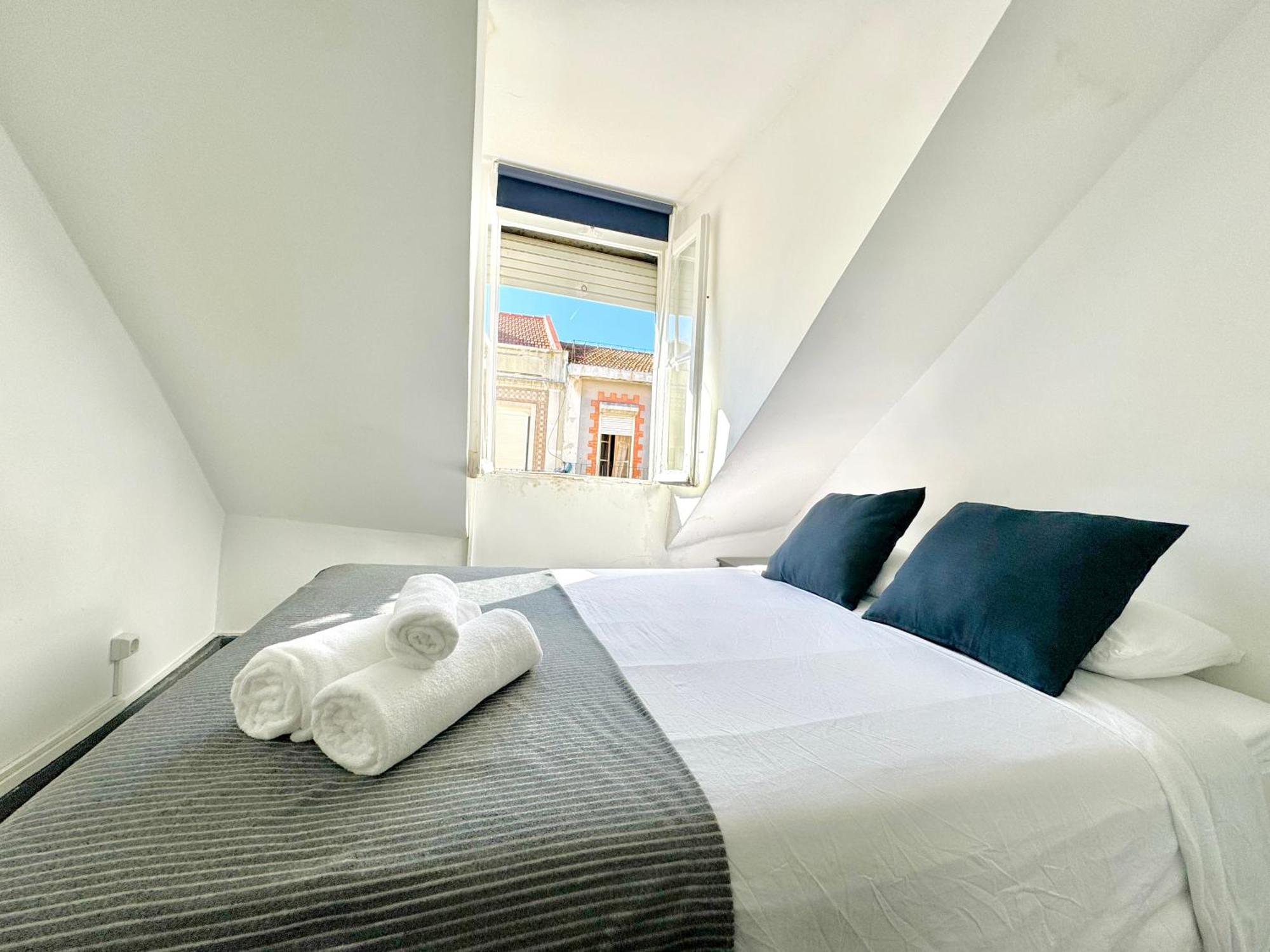 Low Cost Arroios Rooms Лиссабон Экстерьер фото