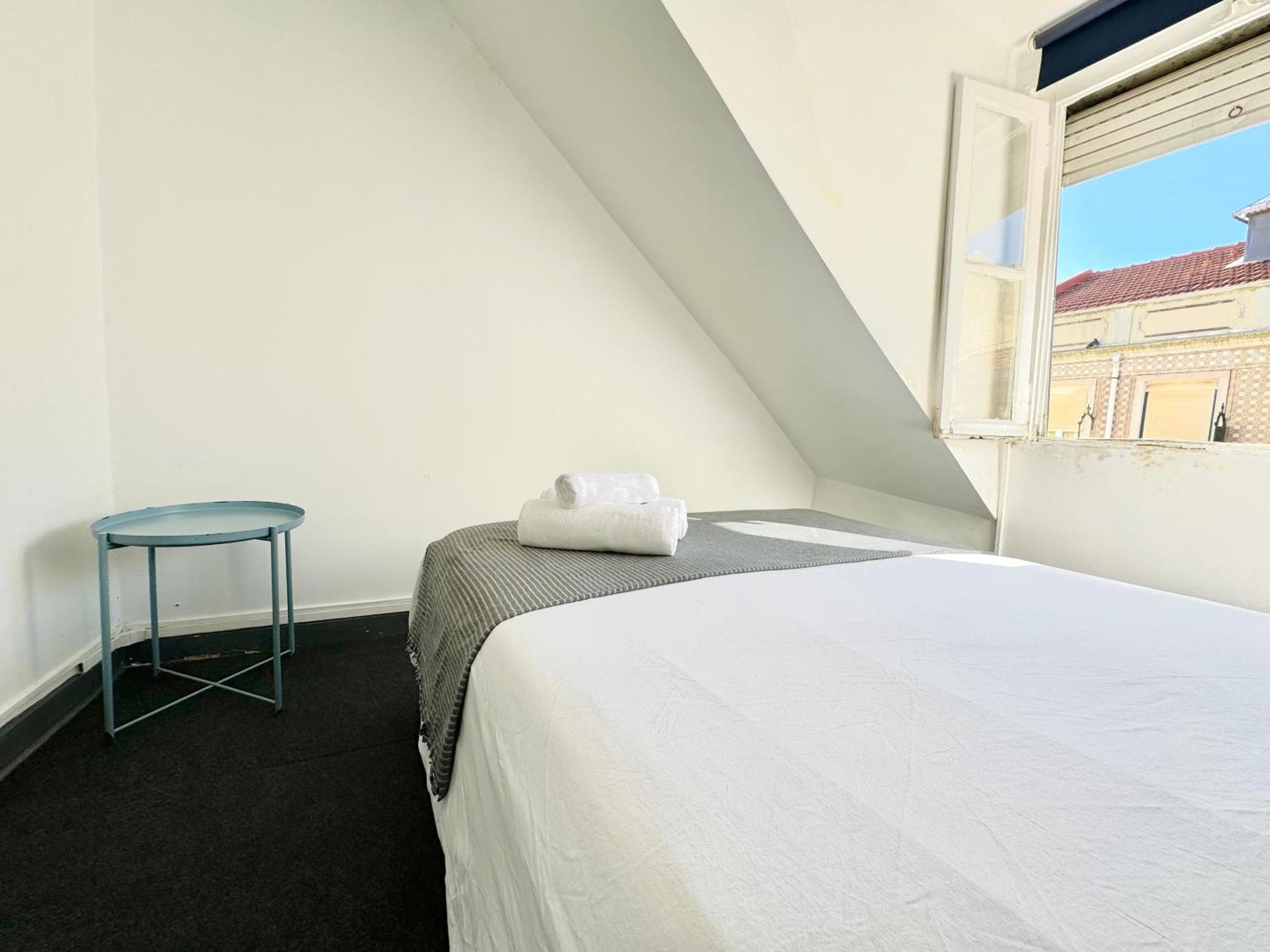 Low Cost Arroios Rooms Лиссабон Экстерьер фото