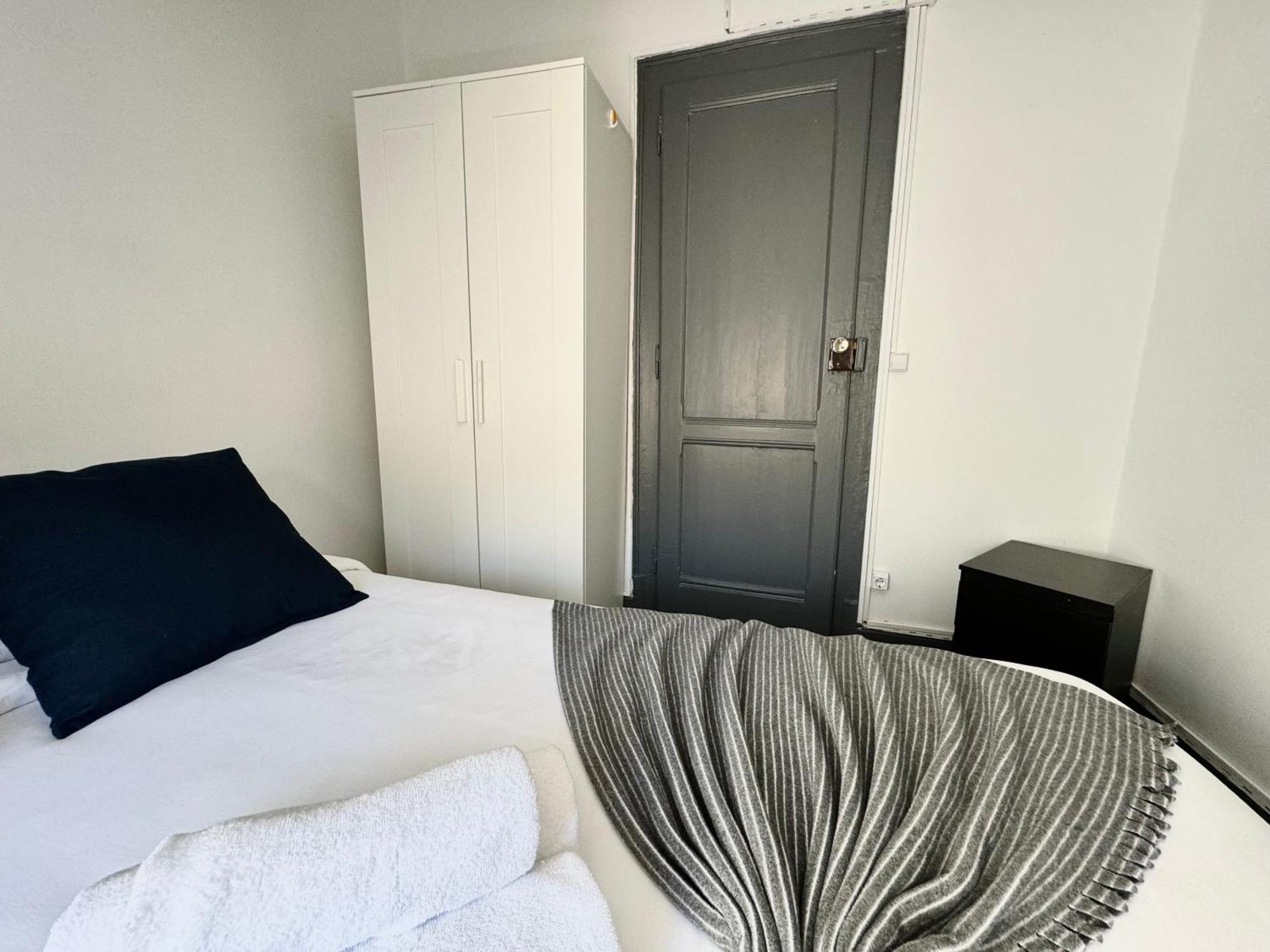 Low Cost Arroios Rooms Лиссабон Экстерьер фото