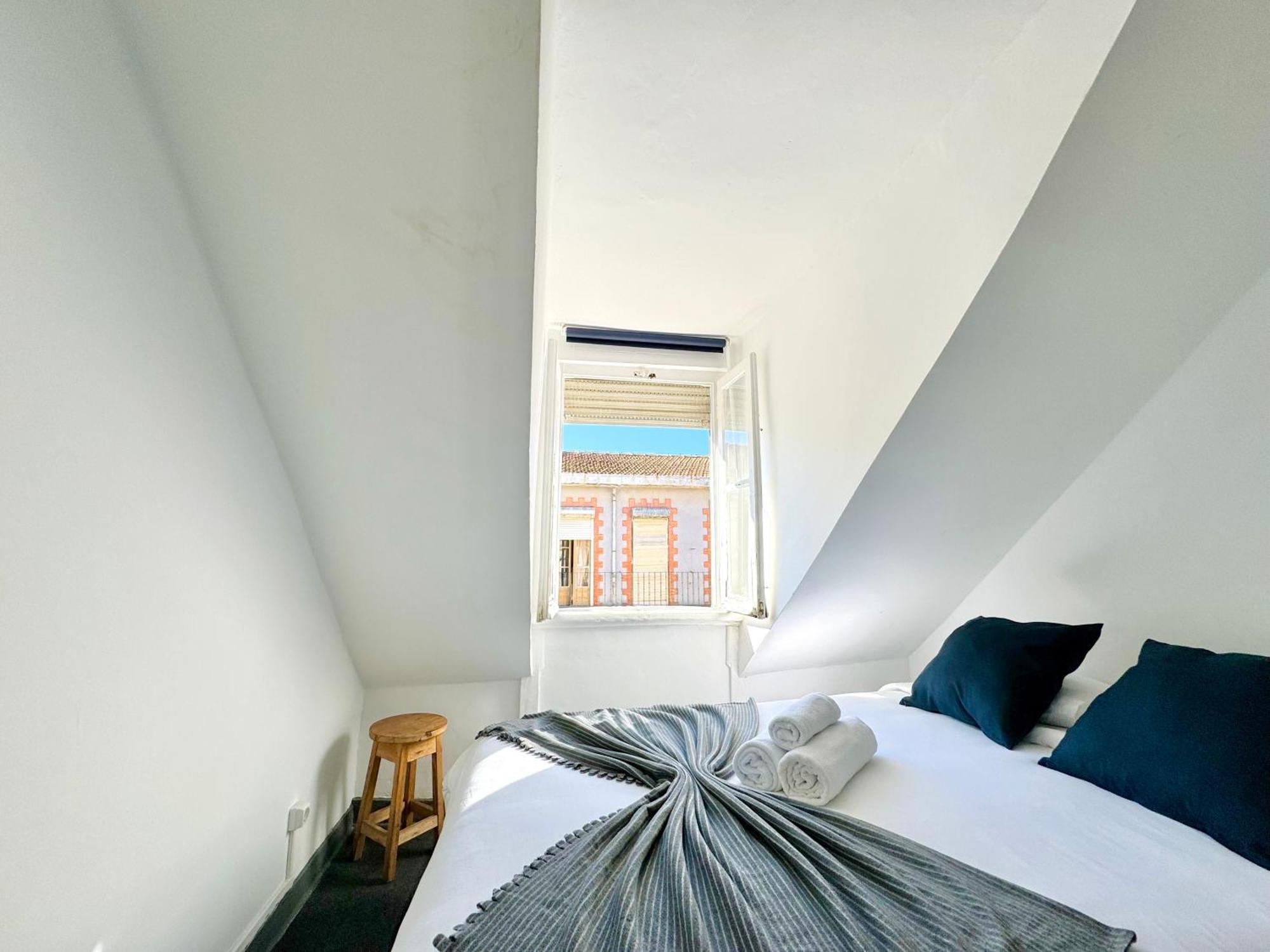 Low Cost Arroios Rooms Лиссабон Экстерьер фото