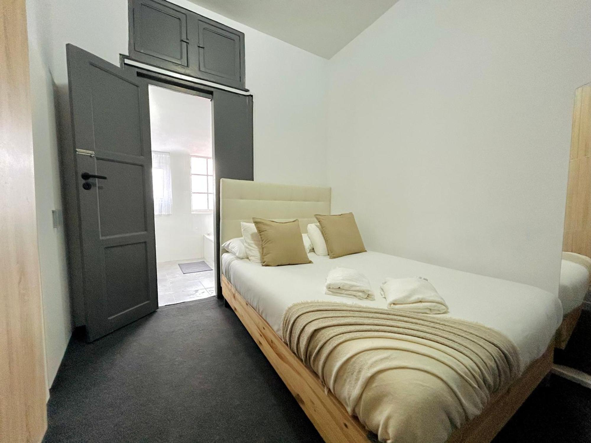 Low Cost Arroios Rooms Лиссабон Экстерьер фото