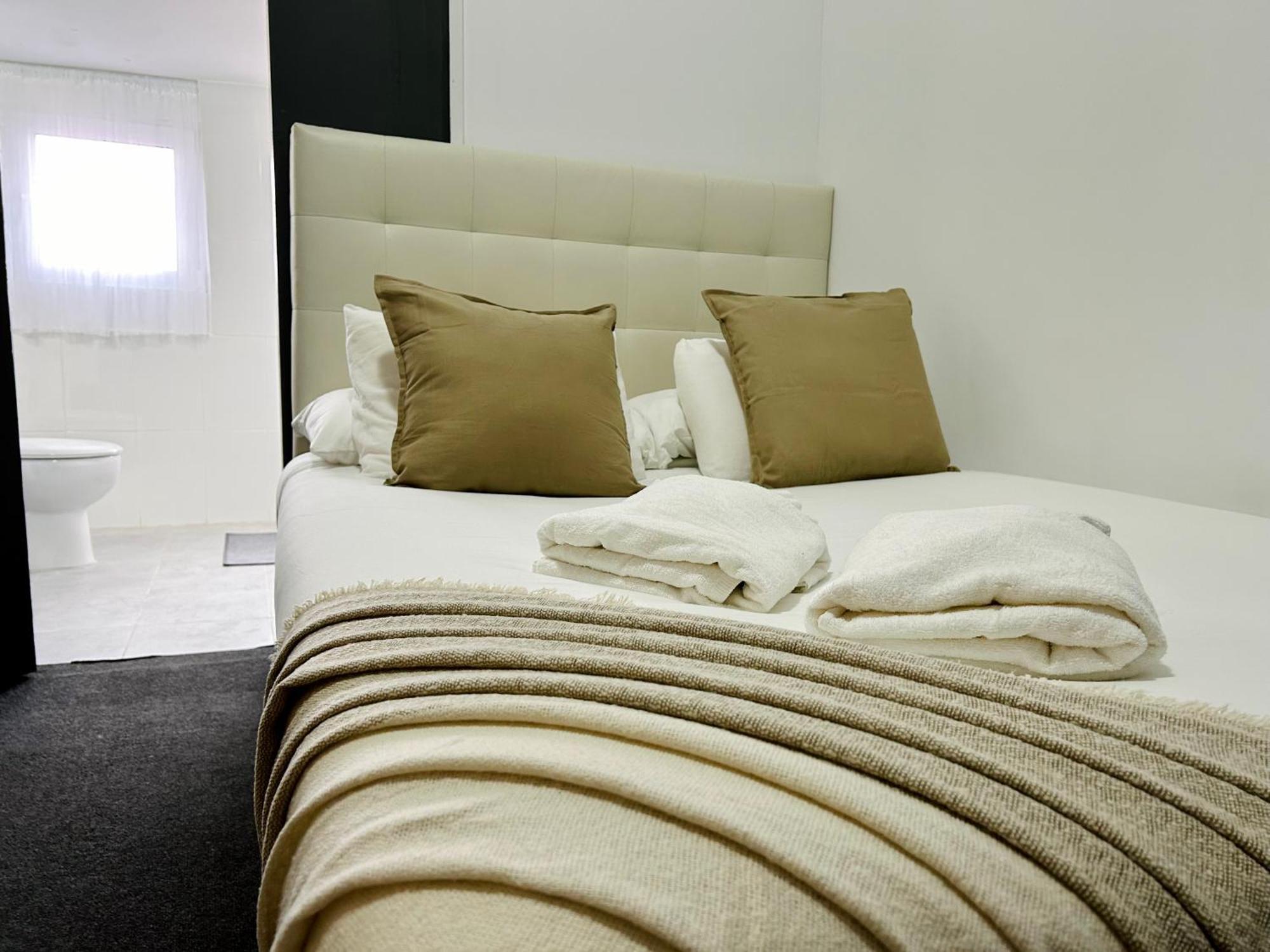 Low Cost Arroios Rooms Лиссабон Экстерьер фото